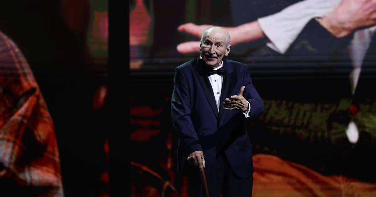 Marele actor Victor Rebengiuc, celebrat la Sala Palatului într-o seară de gală memorabilă- „Dincolo de sublim”. Foto: Vlad Chirea.