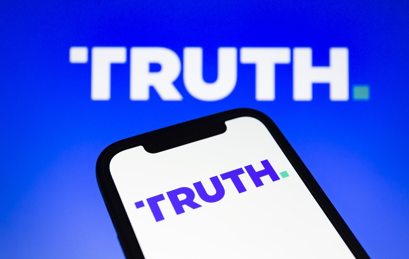 Truth Social, rețeaua de socializare a lui Donald Trump, aprobată în Magazinul Google Play