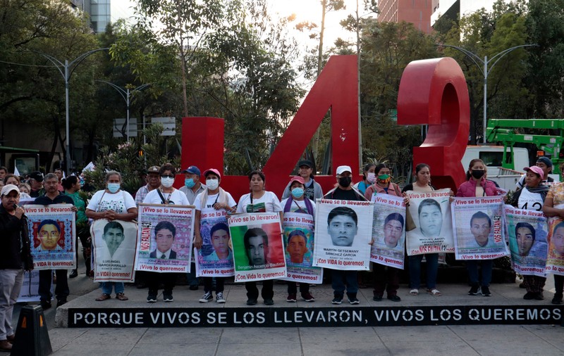 Armata mexicană a ignorat avertismentele cartelurilor cu privire la răpirea a 43 de studenți în 2014, arată informații confidențiale