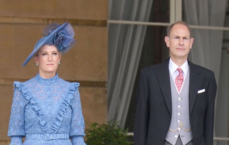 O femeie a murit după ce a fost lovită, la Londra, de o motocicletă care o escorta pe cumnata regelui Charles