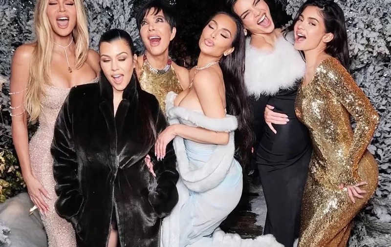 Familia Kardashian renunță la fastuoasa petrecere de Crăciun. Decizia neașteptată luată în acest an