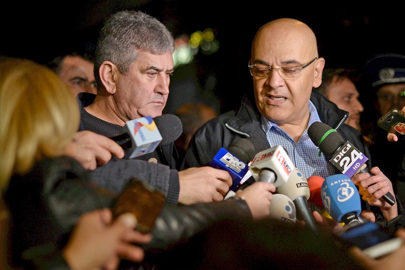 Raed Arafat, alături de Gabriel Oprea, în noaptea tragediei de la Colectiv