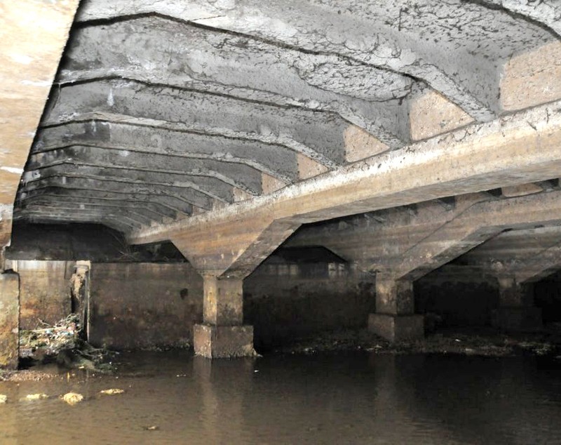 INTERVIU. Piața Unirii riscă să se prăbușească. Specialiștii propun demolarea completă a postamentului și refacerea lui de la zero. „De ani de zile nu s-a făcut nimic acolo”