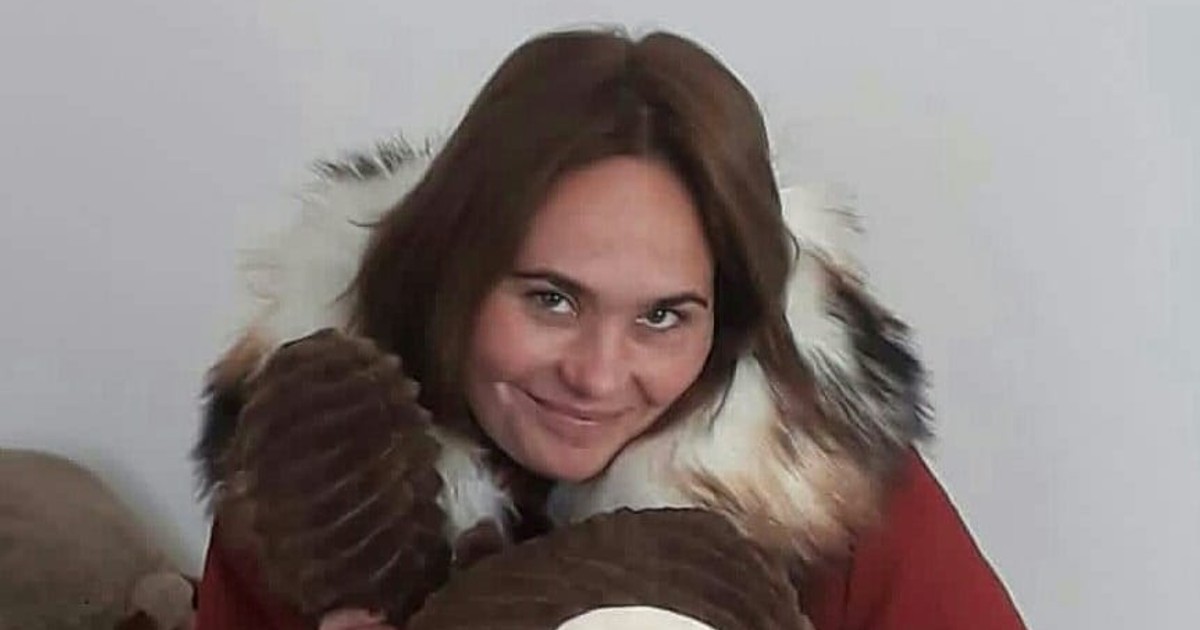 Gabriela Zănoagă, tânăra împușcată de soț în Neamț, a murit în casa părinților ei din Fărcaşa