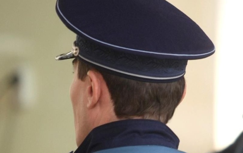 Un polițist din Timiș a fost înjunghiat în picior în timpul unei intervenții într-un bar