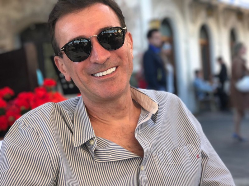 Fostul pesedist Cristian Rizea susține că Răzvan Petrovici (foto) l-ar fi finanțat pe Nicușor Dan. Foto: Facebook