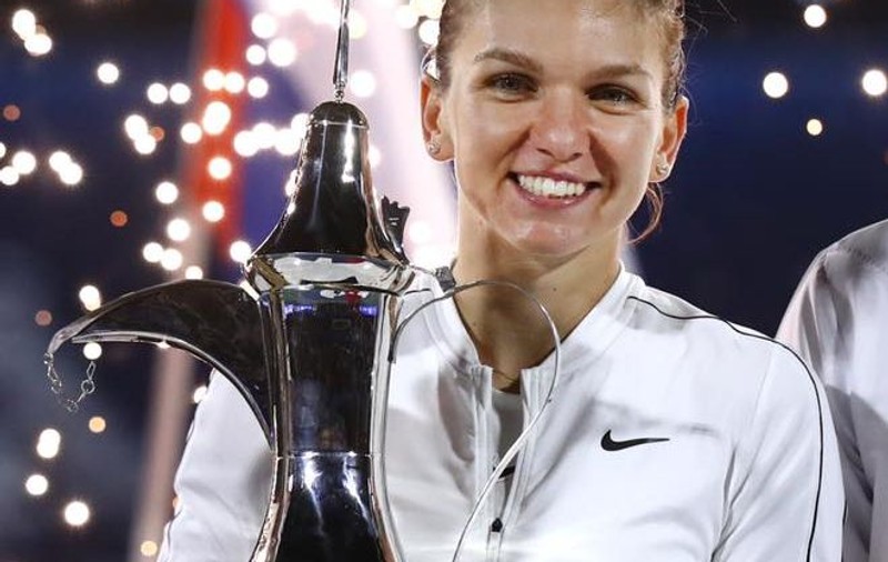 Simona Halep și-a prezentat trofeul din Dubai alături de iubitul ei, Toni Iuruc