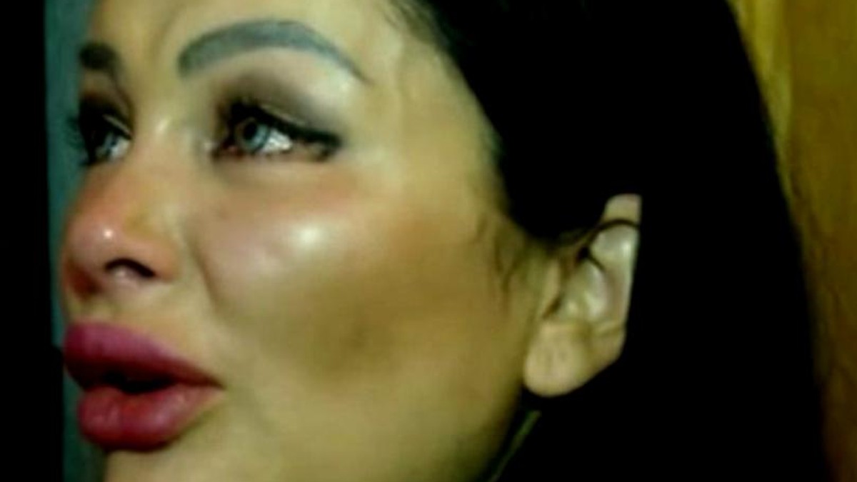 Scandalurile dintre Brigitte Sfăt și Ilie Năstase au îmbolnăvit-o pe mama brunetei. "Văzând știrile și-a înrăit starea de sănătate" (Brigitte Sfăt plânge)
