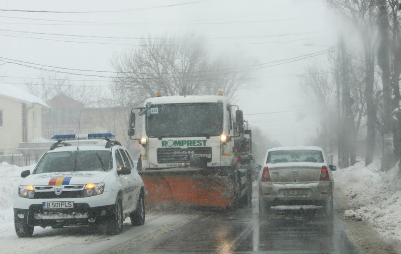TEMPERATURILE SCAD cu 15 GRADE și vin NINSORILE. VEZI PROGNOZA pentru SĂPTĂMÂNA VIITOARE