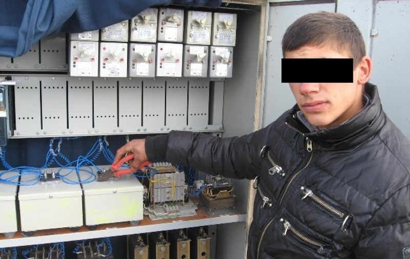 Nişte hoţi au dat peste cap traficul feroviar după ce au furat componente pentru semnalizarea trenurilor