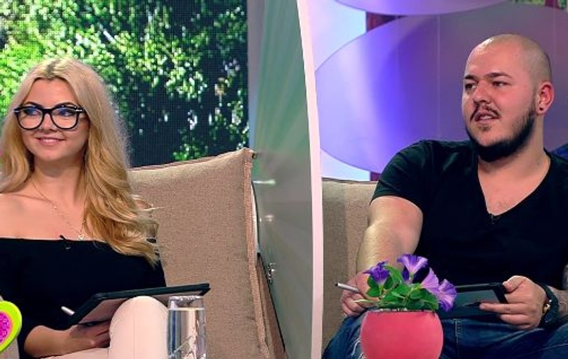 Și-a arătat tatuajul din zona intimă la TV. S-a întâmplat la emisiunea Mirelei Vaida