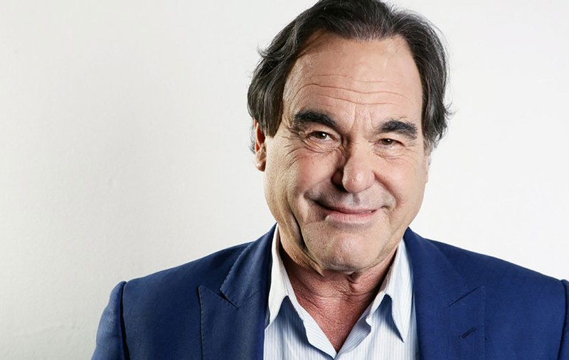 Regizorul american Oliver Stone vine la TIFF.22. Trei dintre filmele sale vor fi proiectate la festival