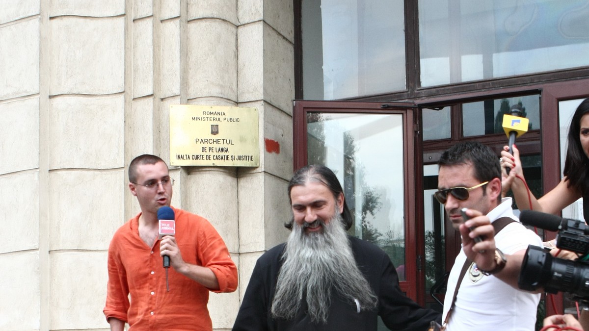IPS Teodosie scapă de controlul judiciar