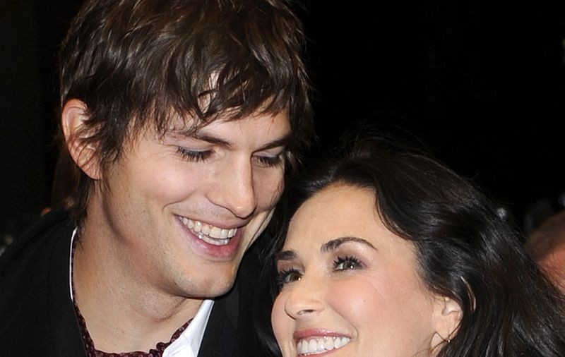 Ashton Kutcher şi Demi Moore, la un pas de moarte 