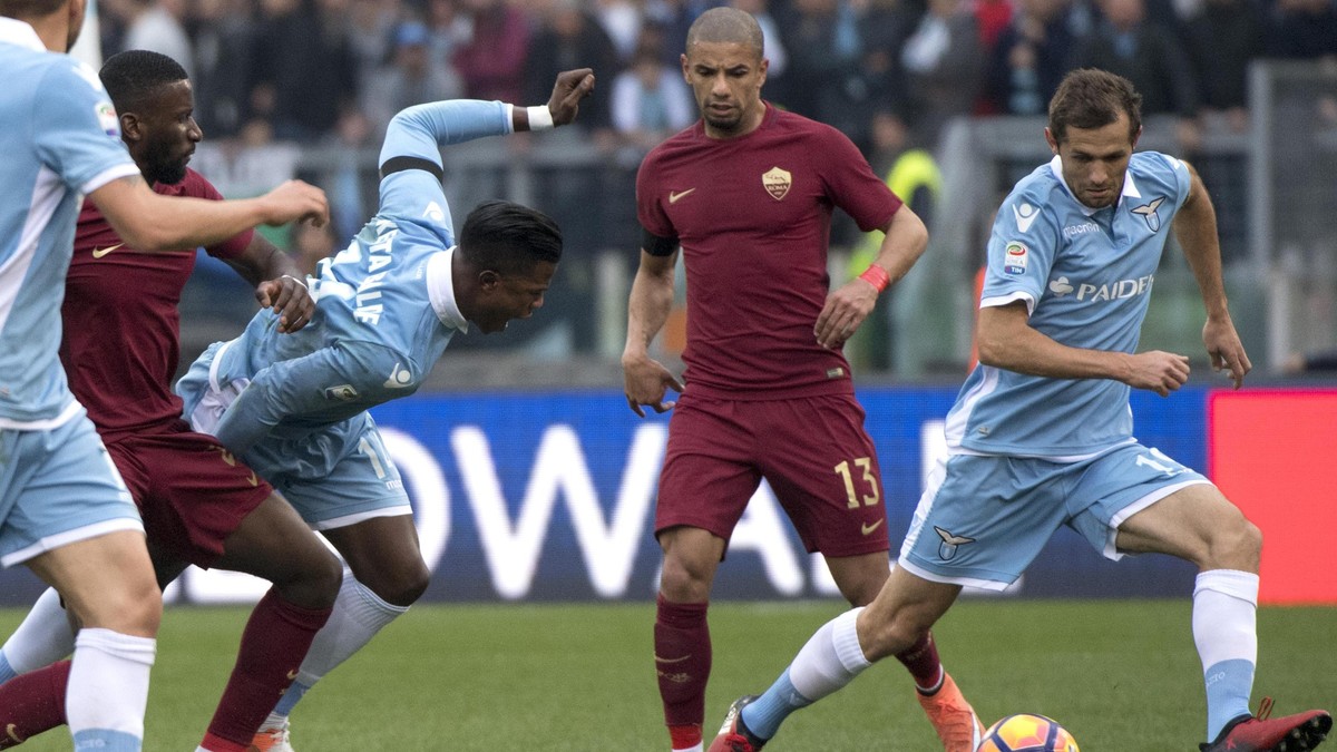 Antonio Rudiger, primul din stânga în tricou vișiniu, și Senad Lulici, primul din dreapta, au încins derby-ul