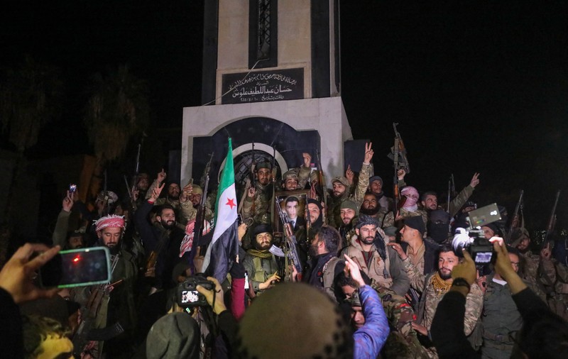 Bashar al-Assad a fugit din Siria. Rebelii proclamă victoria: „După 50 de ani de tiranie și 13 ani de crime, începe o nouă eră”