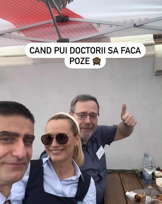 Cum a apărut Andreea Esca la reuniunea cu colegii de liceu. Prezentatoarea de la PRO TV s-a îmbrăcat în școlăriță