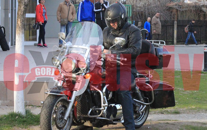 Dedu, şeful FRH, grav accident de circulaţie. Are gleznele fracturate!