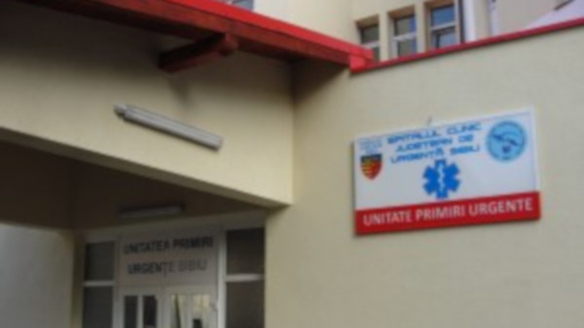 Un individ i-a scos ochii unui pacient într-un spital de psihiatrie din Sibiu. Tânărul de 32 de ani a rămas orb