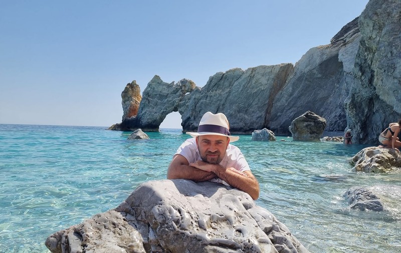 Motivul pentru care Cosmin Seleși nu merge pe litoralul românesc. A fost în Grecia: „Nu-mi permit să mă duc la mare la noi”