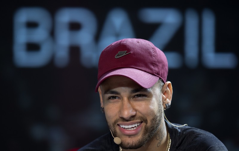 Neymar, într-un dicționar enciclopedic francez. Este al șasele fotbalist care apare într-o astfel de publicație