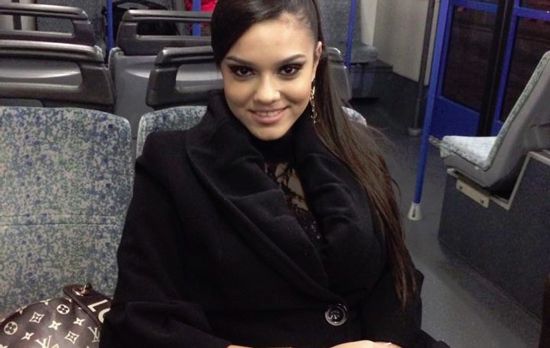CARMEN MINUNE a comis-o! A APĂRUT AŞA în DIRECT, la SIMONA GHERGHE în emisiune, şi NIMENI NU A ATENŢIONAT-O! FOTO