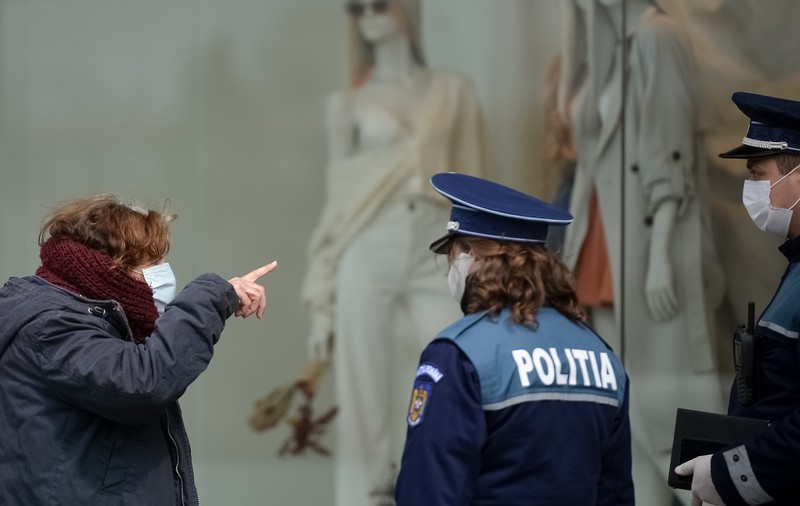 Întrebare pentru Poliția Română. Cum se pot deplasa persoanele care nu știu să scrie și să citească? Răspunsul oamenilor legii