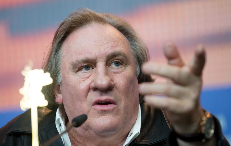 Gerard Depardieu a părăsit secţia de poliţie din Paris după un interogatoriu de peste opt ore. De ce e acuzat