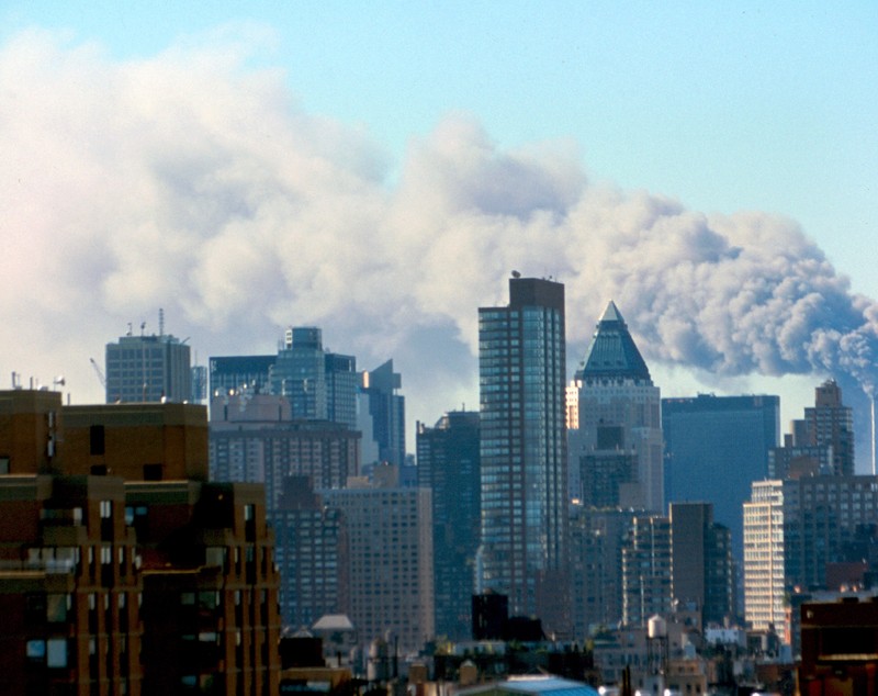 Intervenția pompierilor la atacurile de la 11 septembrie 2001 la World Trade Center
