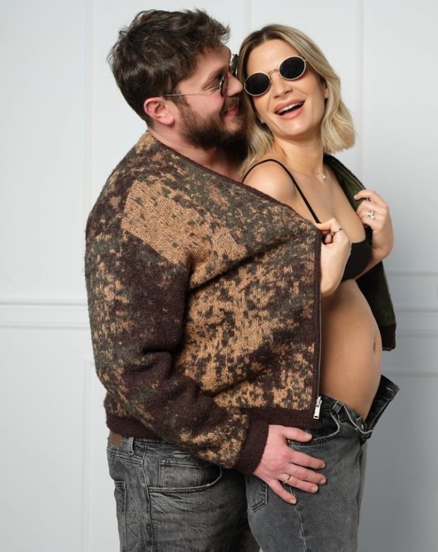 Ana Baniciu e însărcinată: „Familia noastră se împlinește”. Primele imagini cu burtica de gravidă