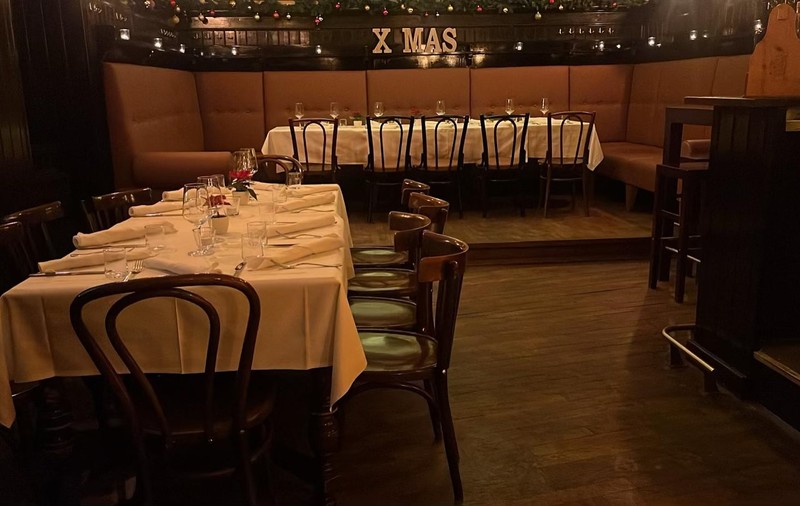Cu ce sumă îi taxează restaurantul pe cei care fac rezervări și nu se prezintă, în Austria: „Penalizarea «no-show»”