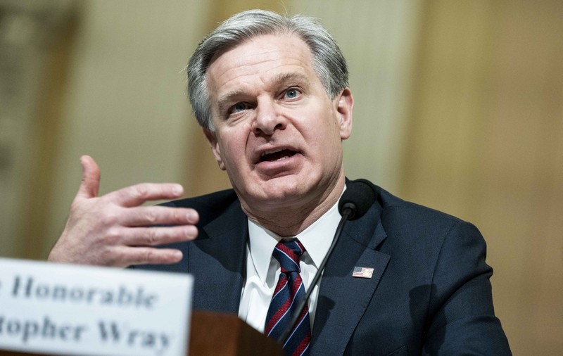 Directorul FBI, Christopher Wray, va demisiona după 7 ani. Donald Trump voia să îl schimbe