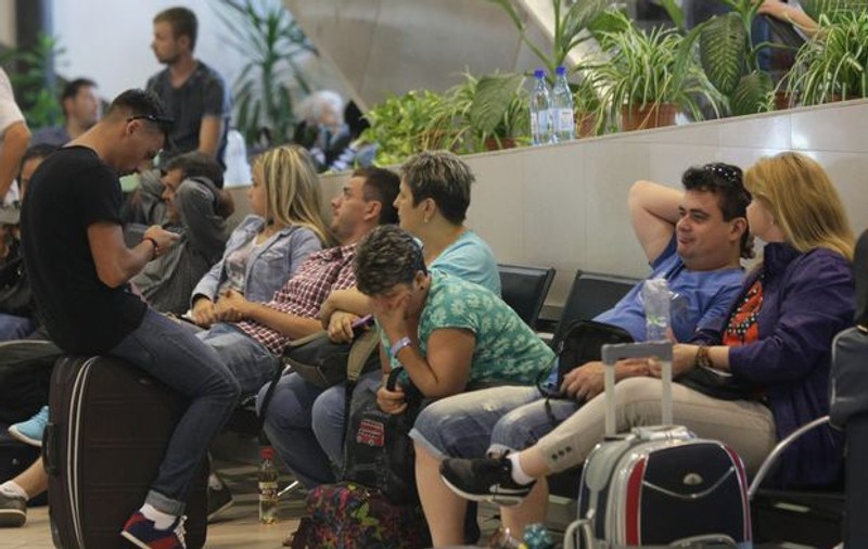 Ce trebuie să facă clienții Omnia Turism, pentru a fi despăgubiți. Compania la care este asigurată firma oferă toate detaliile
