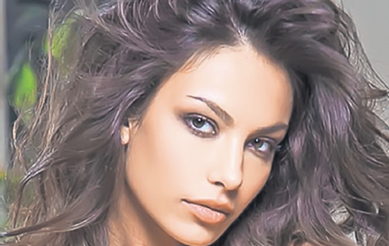 MĂDĂLINA GHENEA, urmărită de GHINIOANE. VEZI ce DIFICULTĂŢI ARE VEDETA 
