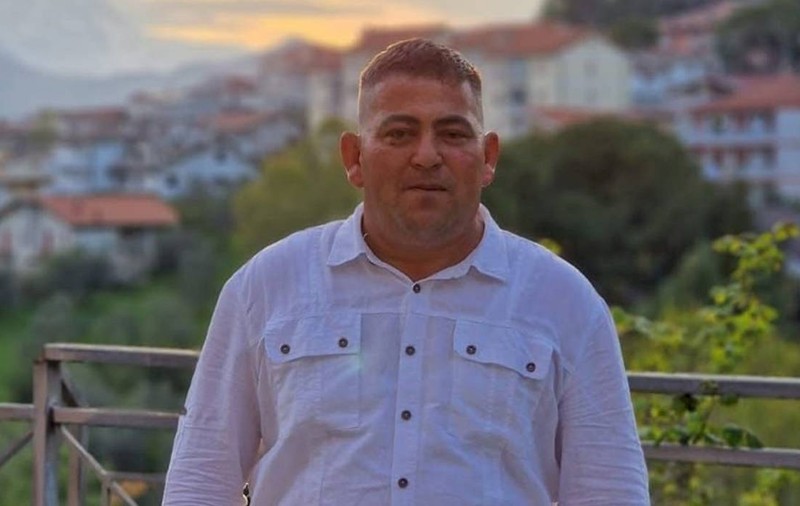 Costantin, un român din Neamț stabilit în Italia alături de cei cinci frați, a murit la 46 de ani. Mașina lui s-a izbit de un autobuz în Cuneo