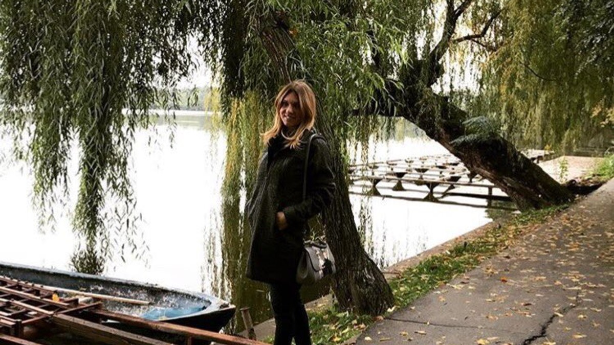 Simona Halep s-a fotografiat pe marginea lacului Herăstrău