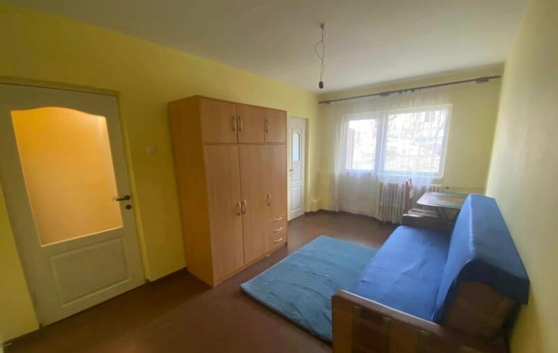 FOTO. Cum arată garsoniera din Cluj care a stârnit interesul presei locale și sute de comentarii. „Ăsta e prețul pentru un an, nu pentru o lună, nu?”