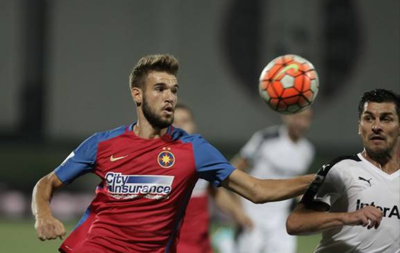 Primele declaraţii ale tinerei bătute de un fotbalist stelist, în Centrul Vechi: "M-a împins foarte brutal" 