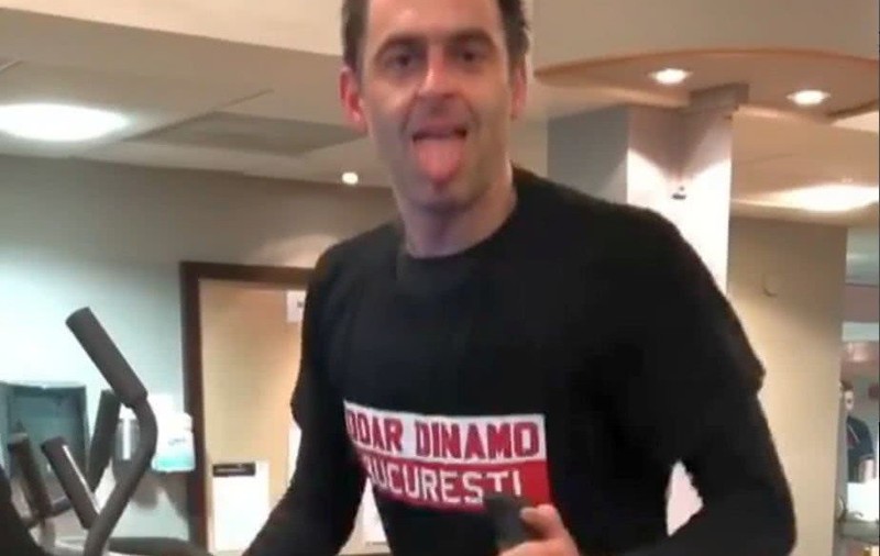 Ronnie O′Sullivan a elucidat misterul tricoului cu inscripția ”Doar Dinamo București”: ”L-am pus pe mine fără să realizez”