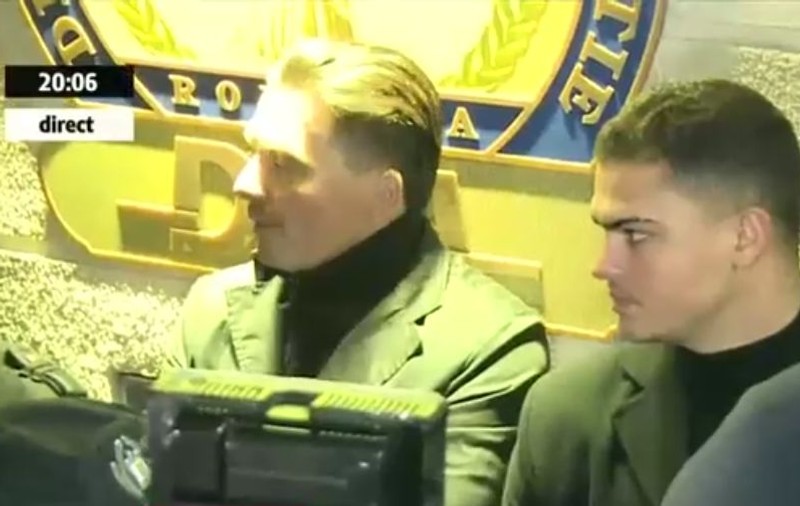 EXCLUSIV/Unul dintre ”misterioșii bărbați în negru” care l-au apărat pe Dragnea e ”mondenul” Iulian Demeter. Fost model, el e cel a ”divorțat-o” pe cântăreața Sylvia de Andrei de la Alb&Negru