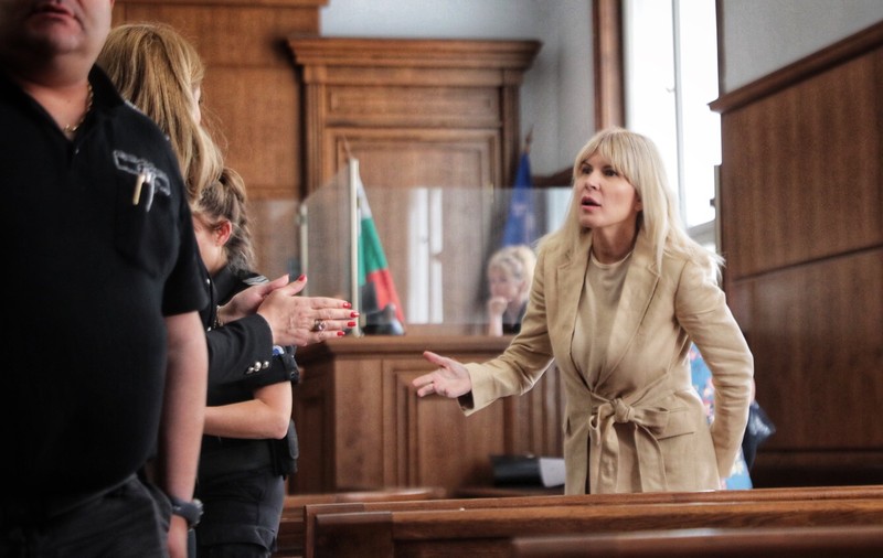 Emoții pentru Elena Udrea. Astăzi va afla dacă judecătorii o pun în libertate
