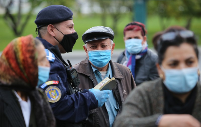 Bucureștiul a raportat și azi cele mai multe cazuri noi de coronavirus. Constanța și Ilfov, singurele județe cu rata de infectare peste 7