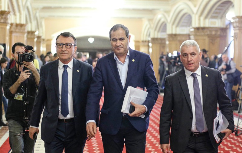 UPDATE. "Puciștii" Adrian Ţuţuianu şi Marian Neacşu, excluși din PSD: "Vom contesta decizia"