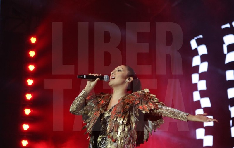 Andra a umplut Sala Palatului în prima zi a maratonului de concerte. Decor de poveste / VIDEO & GALERIE FOTO