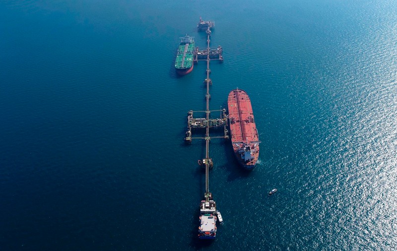O țară vecină cu Iran a exportat cea mai mare cantitate de petrol de la începutul războiului. Cum arată traficul acum în Strâmtoarea Ormuz