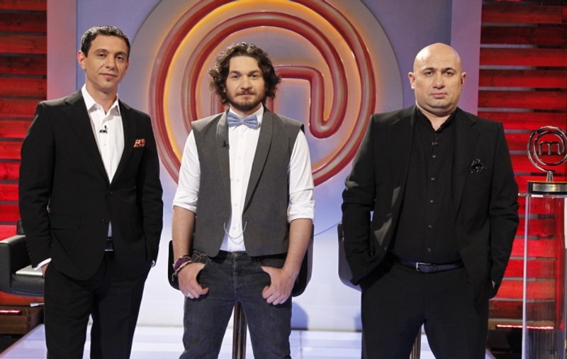 Finala "MasterChef", o luptă pe viaţă şi pe moarte! Vezi ce vedete vor asista la show