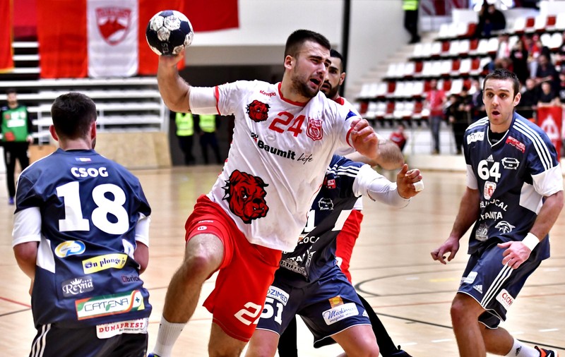 Dinamo a pierdut la Lisabona, cu Sporting, în play-off-ul Ligii Campionilor la handbal