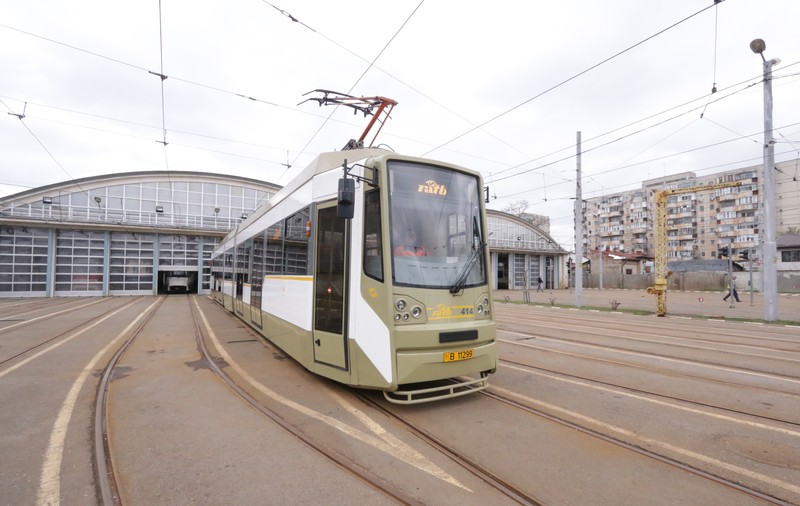Gabriela Firea promite 600 de noi mijloace de transport în comun pentru bucureșteni. Primăria Capitalei va cumpăra autobuze, tramvaie şi troleibuze pentru RATB