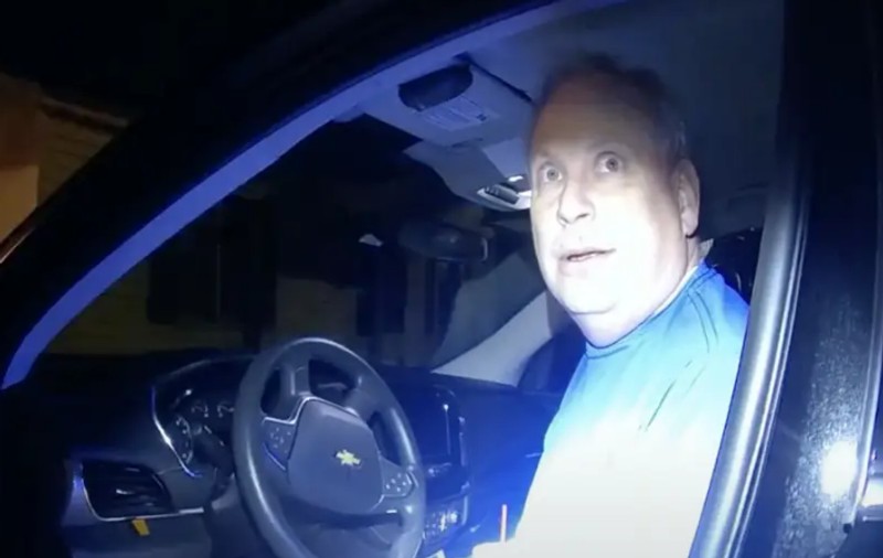 Momentul în care un polițist își arestează șeful prins beat la volan, în Oklahoma: „Poți să fii și Joe Biden, nu-mi pasă”