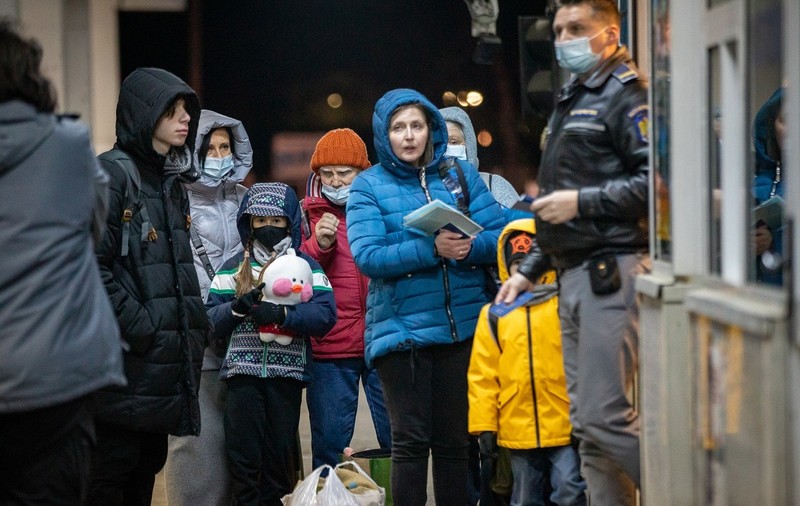 Poliţia de Frontieră: Peste 28.000 de cetăţeni ucraineni au intrat în ţară joi